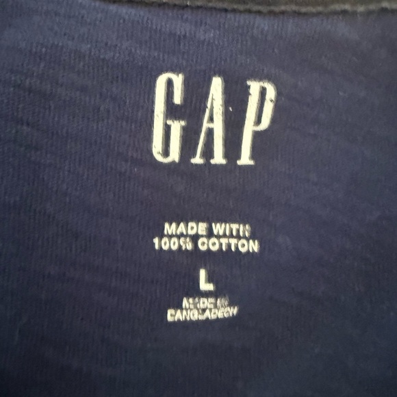 GAP Blue Short Sleeve Tee - Picture 2 of 5